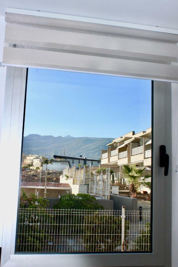 Sunny Ocean View Apartment Poris de Abona Dış mekan fotoğraf
